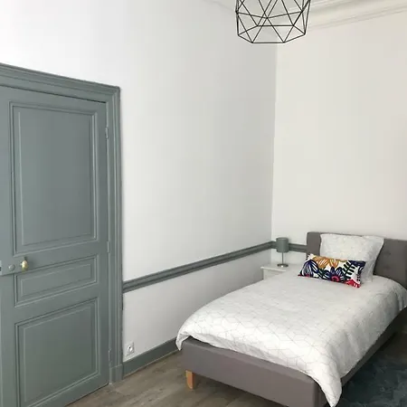 100m2 Proche Gare * Κλερμόν Φεράν